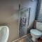Gorgeous Caravan With Decking Wifi In Suffolk Ref 20141Bs - Hopton on Sea