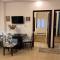 Ensquare Hotel - Aesthetic 2 BHK Mountain View apartment With Netflix, Kitchen near laxman jhula tapovan - ريشيكيش