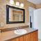 Luxury Villa with Heated Pool close to Beach - هوليوود