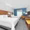 Holiday Inn Express & Suites Houston SW - Medical Ctr Area