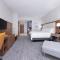 Holiday Inn Express & Suites Houston SW - Medical Ctr Area