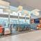Holiday Inn Express & Suites Houston SW - Medical Ctr Area