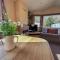 Lovely Caravan At Broadland Sands Holiday Park Nearby Lowestoft Ref 20011Bs