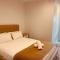 BoxHill 2BR 2BR APT- Heated pool,Sauna,Gym L12