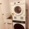 BoxHill 2BR 2BR APT- Heated pool,Sauna,Gym L12