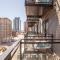Flexhome East Side 1BR NO1 - with Balcony, Pool, and Gym - Milwaukee
