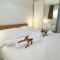 Modern Private Apartment with Terrace, Parking, Workspace - Kutina