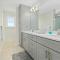 Spacious Newly Built Townhouse 2 blocks to Beach - 文特诺市