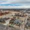 Modern Muse Cozy Downtown Retreat with Workspace - Colorado Springs