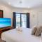 Whitsunday Escape - Beachfront with Private Pool - Cannonvale