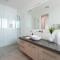 Ocean Oasis - Luxe Getaway with Coastal Views