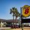 Super 8 by Wyndham Biloxi - 比洛克西