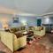 Quality Inn & Suites Gulf Breeze Bayside near Pensacola Beach