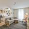 Alluxsuites at 1876, Ascend Hotel Collection