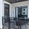 Modern Uptown 2BR Free Parking & Private Balcony - تشارلوت