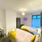 EMERALD LIVING, 4 bedrooms in the heart of Swansea, close to beaches!