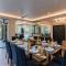 Mehta Mansion by StayVista - A Villa with a Swimming Pool and Pool Table