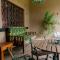 Rosedale Self Catering Cottage with pool and large entertainment BBQ area