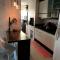 FB House I Quarto com WC uso exclusivo em apto compartilhado - Итажаи