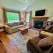 GC Adorable home 20 minutes from CannonFranconia Notch Fire Pit wifi laundry Pet friendly