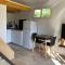 Studio dans les pins - أليس