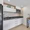 Beachfront - Superior View Studio condo - E225-1