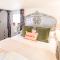 Gorgeous Boutique Flat Sleeps 2 in Lyme Regis