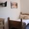 Stonehenge Inn & Shepherds Huts