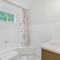 Spacious 4BD - Games & Backyard - Central Location - أوفرلاند بارك
