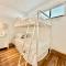 TOWER 2 MASTER SUITEs, 2 KINGS BEDS, MARINA