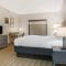 Country Inn & Suites by Radisson, Columbia, MO