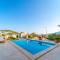 A luxurious sea view villa within walking distance to town in Kalkan Kalamar - 卡斯