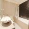 Modern High-Rise Studio in the Heart of Business Bay - Dubaj