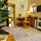 Stone Cottage. Full of character barn conversion Pass the Keys - Highley