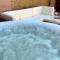 Modern Coastal Retreat, Hot Tub and Fire Pit - Lymington