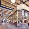 Breathtaking Views - Elegant City Stay - Central Location
