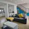 B - Elegent 2 Bedroom Modern Townhouse