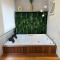 Estúdio SPA Elegante! Jacuzzi privativa! 1407 - سوروكابا