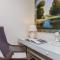 Stay at Black Rock Harbor