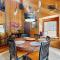 Black Butte Ranch: Hedge Nettle Cabin - سيسترز