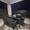 Minta Estate 4bedrooms Berwick home no sharing