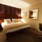 Town House Rooms