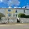 Charming Coastal Cottage Near Mumbles with Garden Pass the Keys