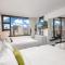 Aloha Vibes with Ocean Views, Near Beach & Parking! - Honolulu