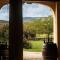 Château la Gineste - Castle and Vineyard