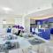 Beach Club - Oceanfront Luxury, Resort Amenities, Balcony Views - Форт-Лодердейл