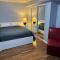 Comfortable Family Home - 列治文山