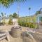 South O Bungalow 11 - Luxury King Suite + Patio - Oceanside