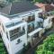 Lemon Tree Hotel Bali - 罗威那 Lemon Tree Hotel Bali - 罗威那