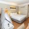Delmond Hotel